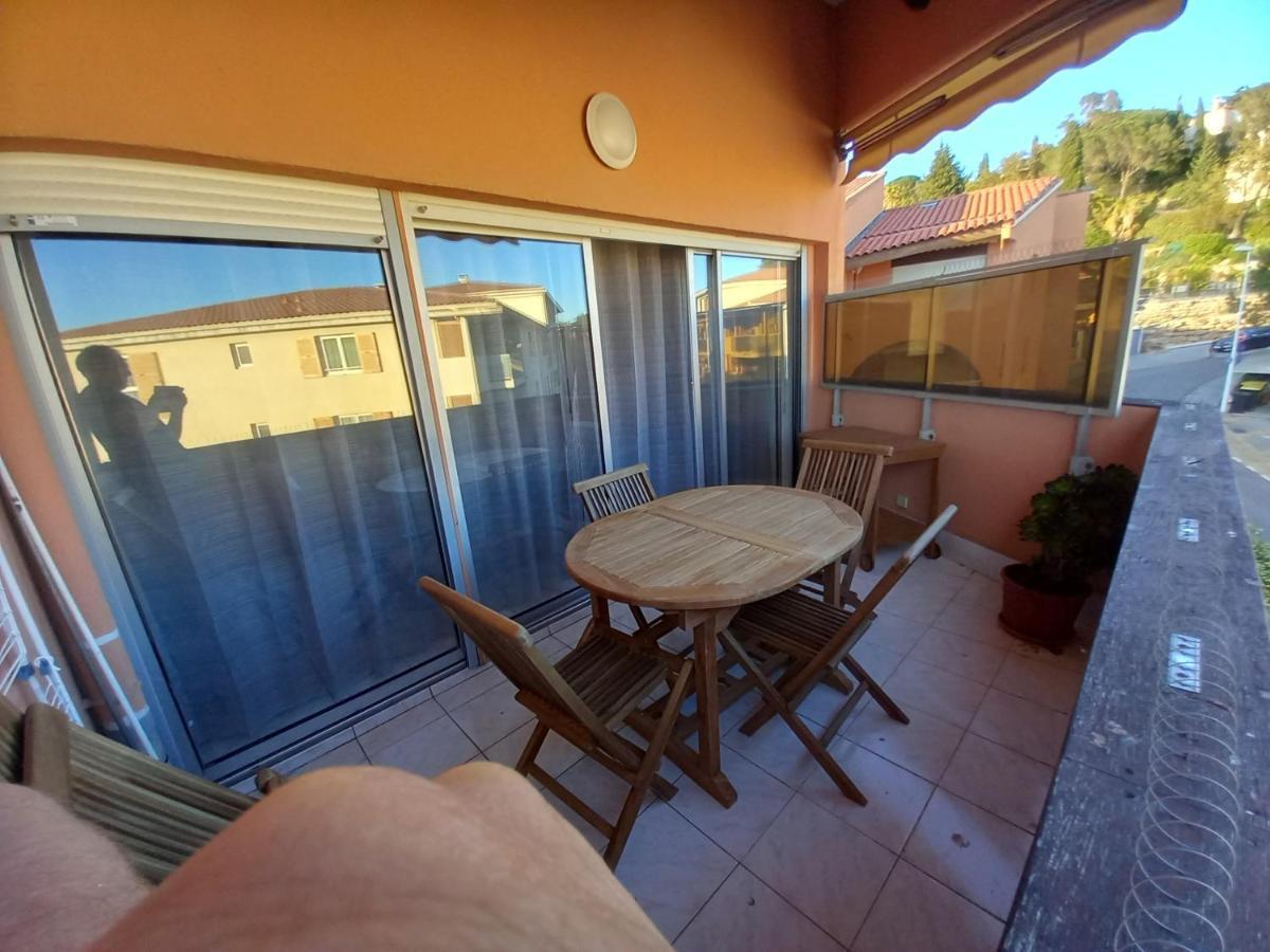 La Petite Toscane Sainte-Maxime Exteriör bild